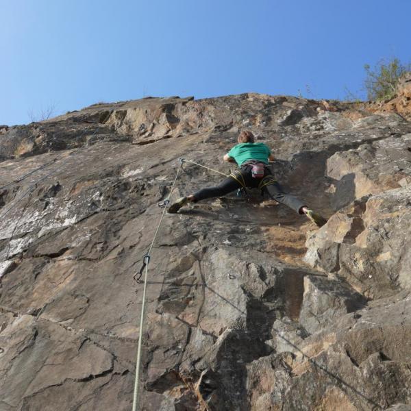 Skupinové lezení na skalách  (pravidelné výjezdy)
